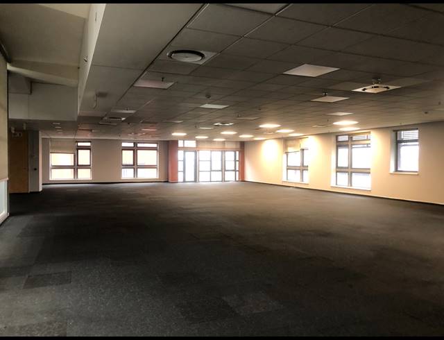 1,279M² OFFICE TO LET IN MELROSE ARCH